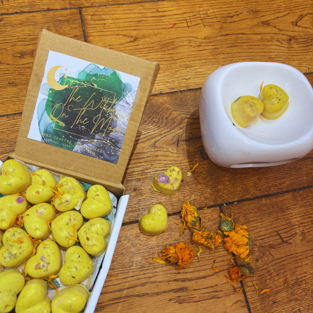 Bring me Happy 16 highly fragranced Mini botanical wax melts,lasting melts,manifestation melts, zesty fragrance,wiccan gift birthday gift