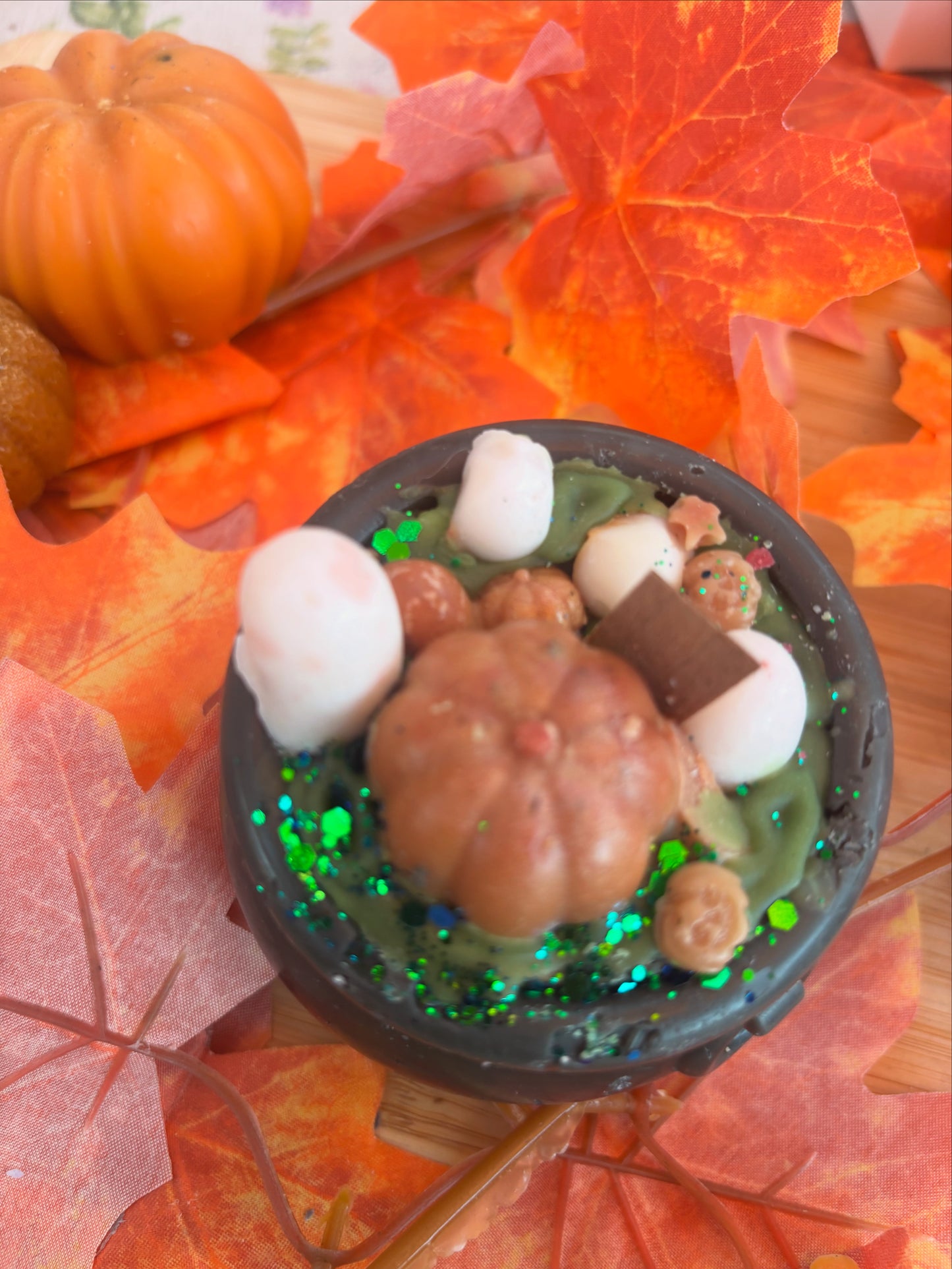 Cauldron candle, pumpkin spice scent. Autumn Decoration | Fall Witchy Halloween candle crackling wick