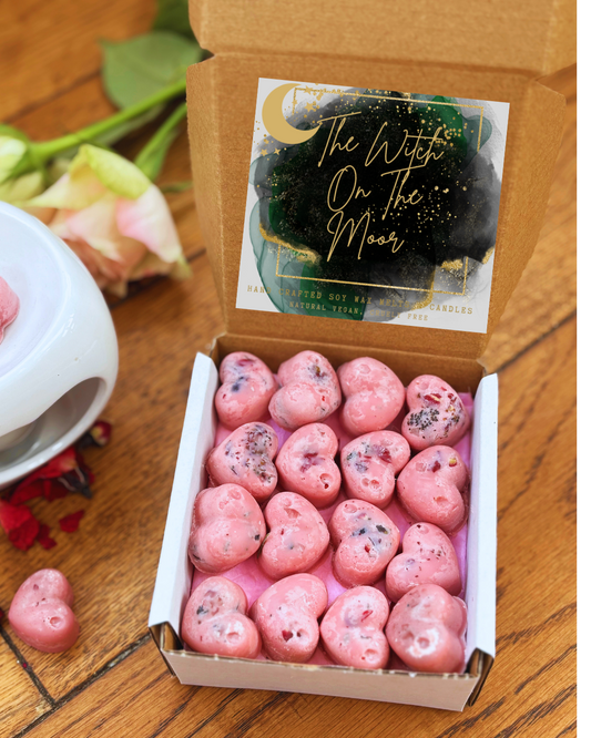 Bring me Love melts-16 Rose scented heart-shaped wax melts, Manifestation melts,highly fragranced botanical melts, wiccan melts, unique gift